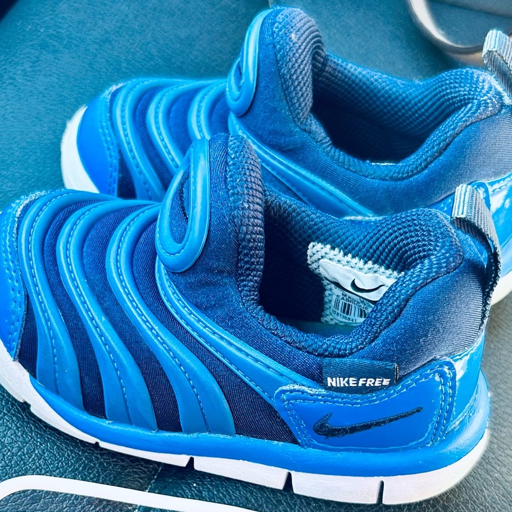 Baby Nike size 5c